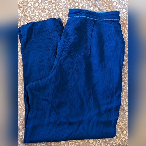 Navy blue pull over crepe pants - Picture 4 of 5